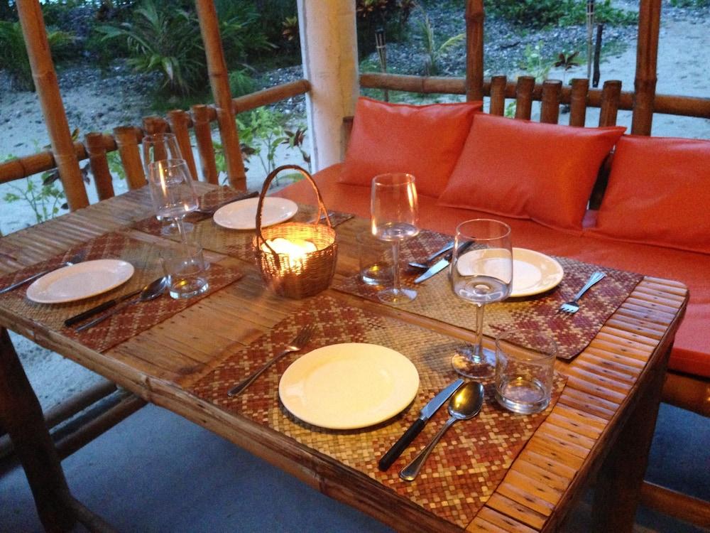 Amami Beach Resort Puerto Galera Bagian luar foto