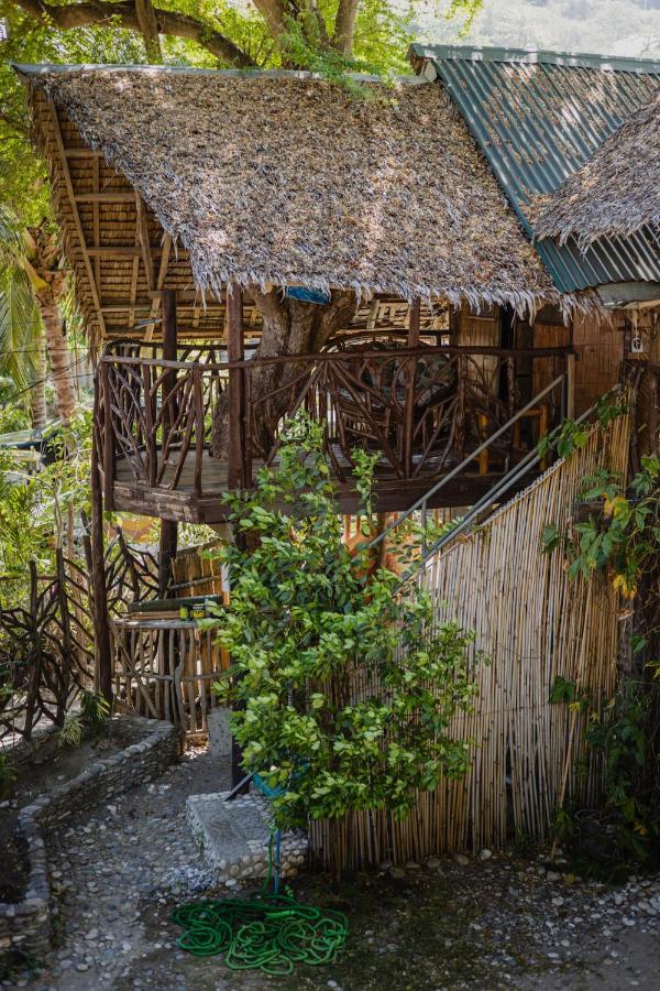 Amami Beach Resort Puerto Galera Bagian luar foto