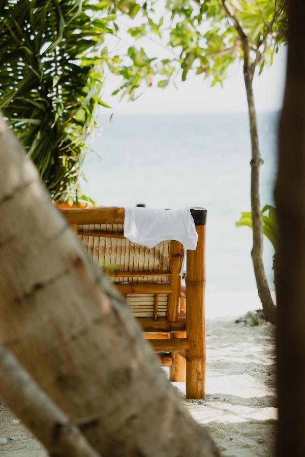 Amami Beach Resort Puerto Galera Bagian luar foto