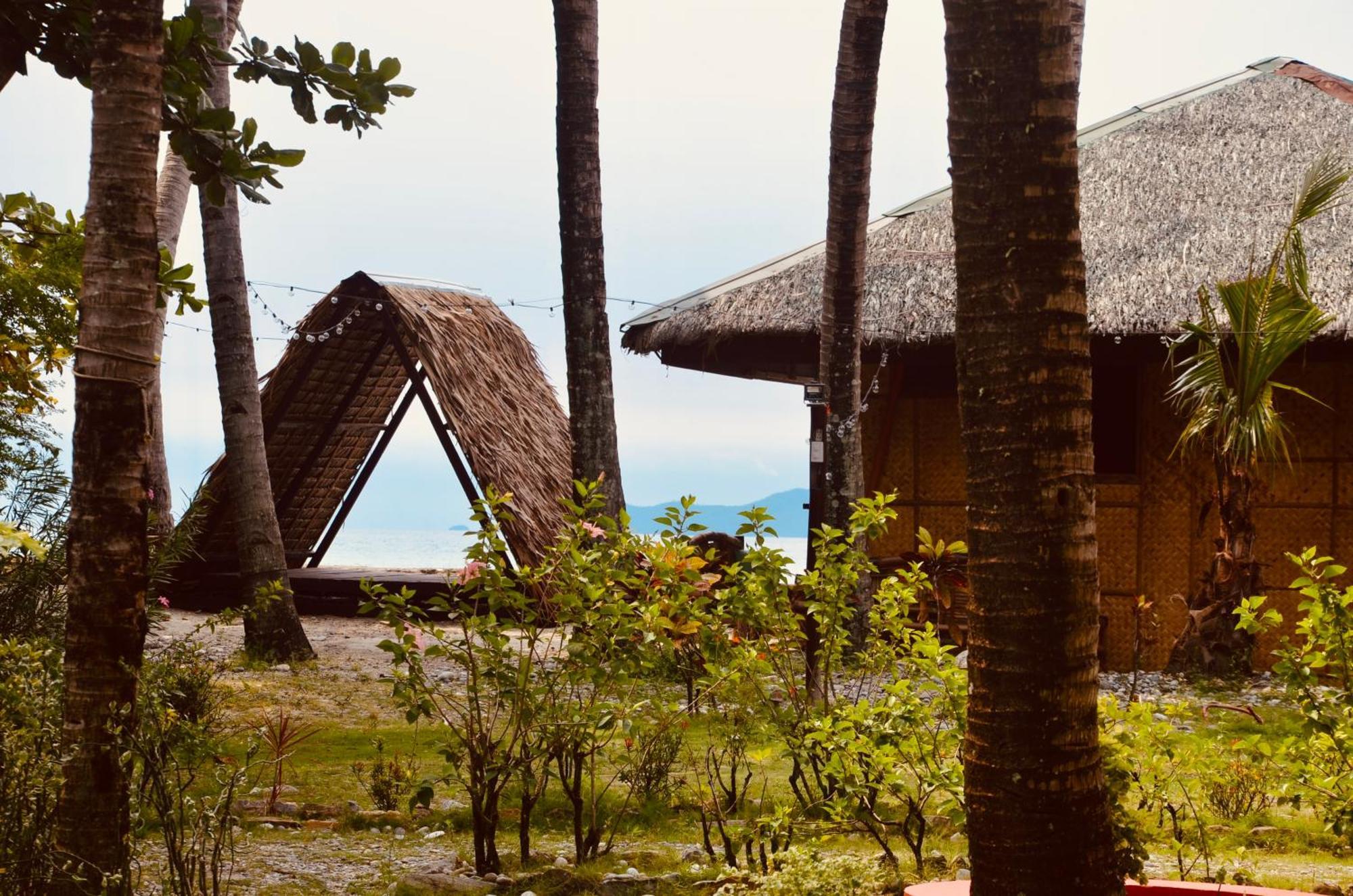 Amami Beach Resort Puerto Galera Bagian luar foto