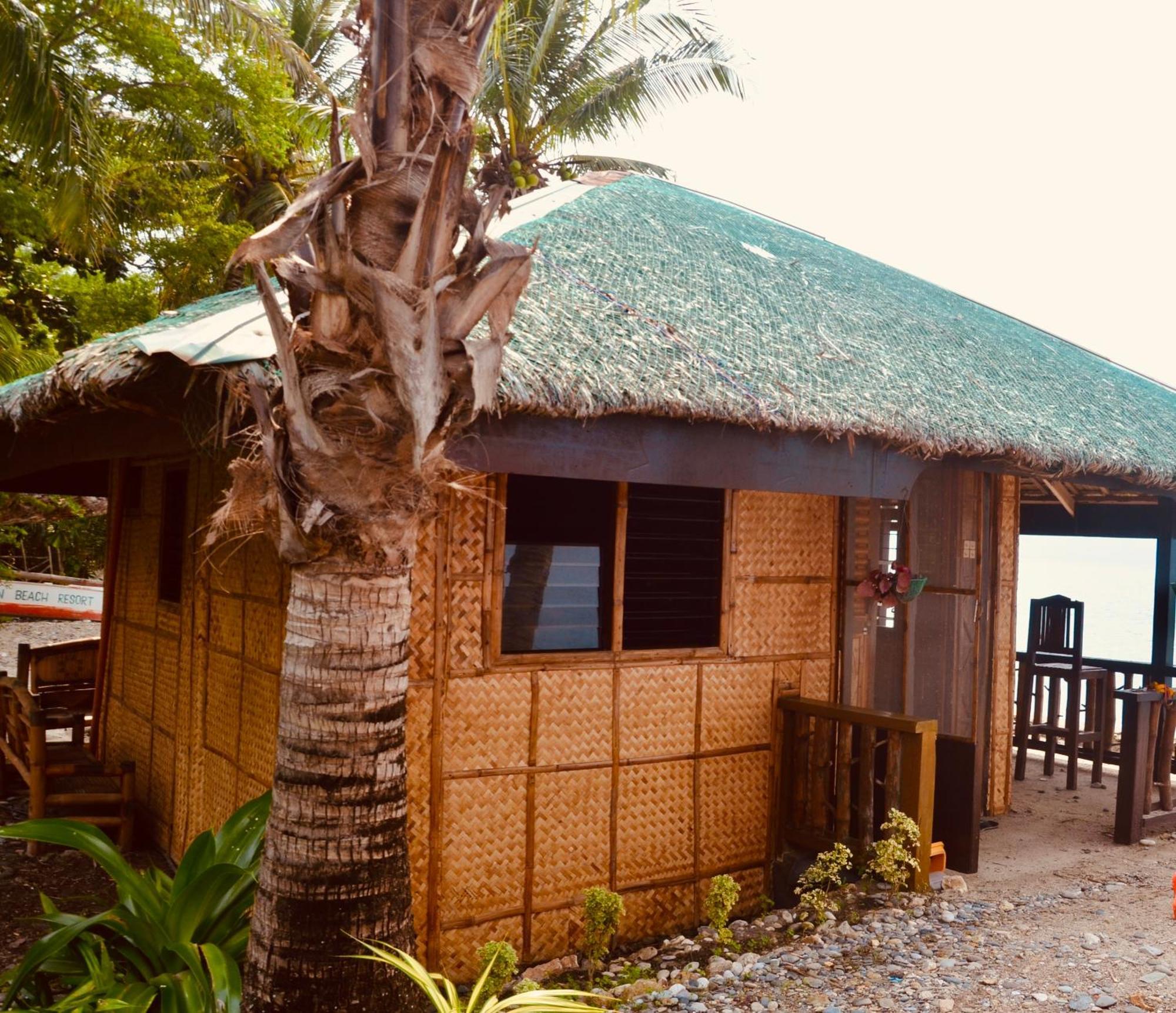 Amami Beach Resort Puerto Galera Bagian luar foto