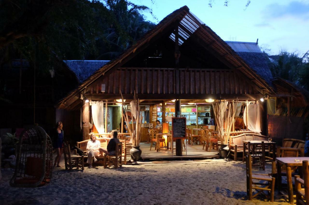 Amami Beach Resort Puerto Galera Bagian luar foto